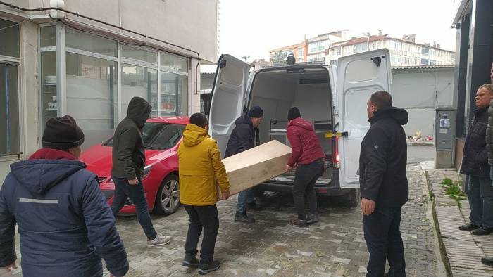Tekirdağ’da Korkunç Olay: Babasını Öldürüp İntihara Kalkıştı