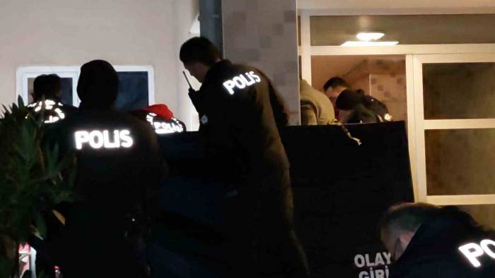 Samsun’da Bir Kadın Kendini 12. Kattan Attı