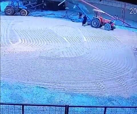 Üzerine Helezon Makinesi Devrilen İş Adamı Hayatını Kaybetti