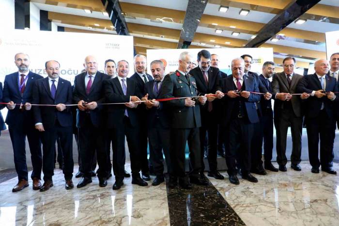 Başkan Pekmezci Kudakaf 2023 Kariyer Fuarı Açılış Törenine Katıldı