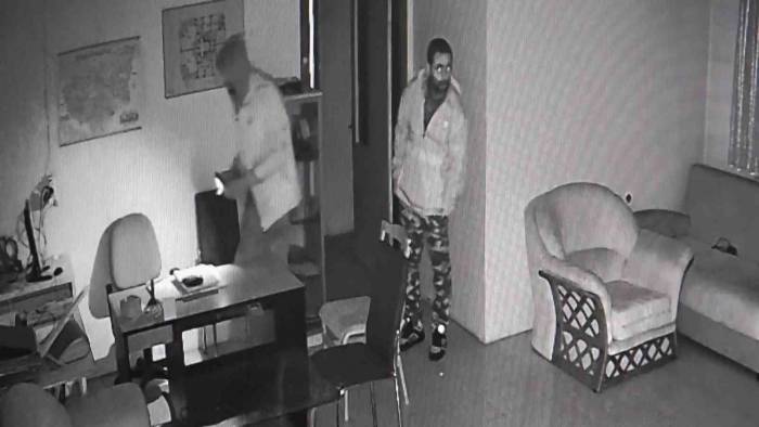Site Fareleri Kameralara Yakalandı