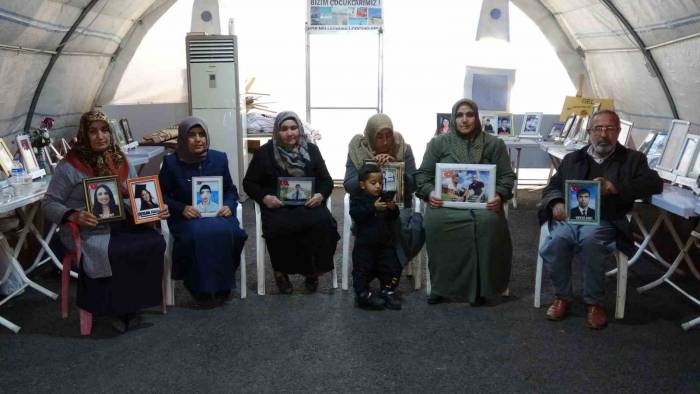 Diyarbakır Annelerinin Evlat Nöbeti Sürüyor