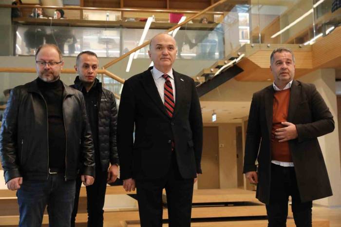 Başkan Özlü Projeleri Yerinde İnceledi