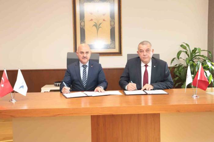 Staj Protokolünü İmzaladılar