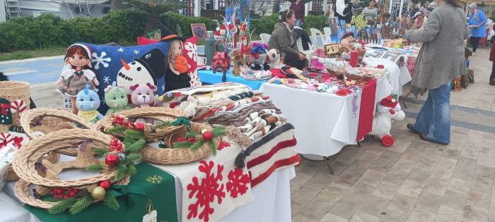 Fethiye’de Yeni Yıl Pazarı İlgi Gördü
