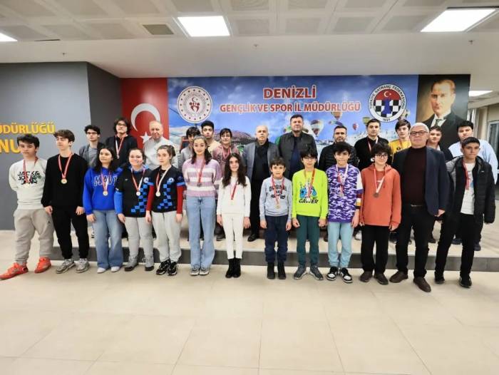 Satranç Turnuvasında Şampiyonlar Belli Oldu