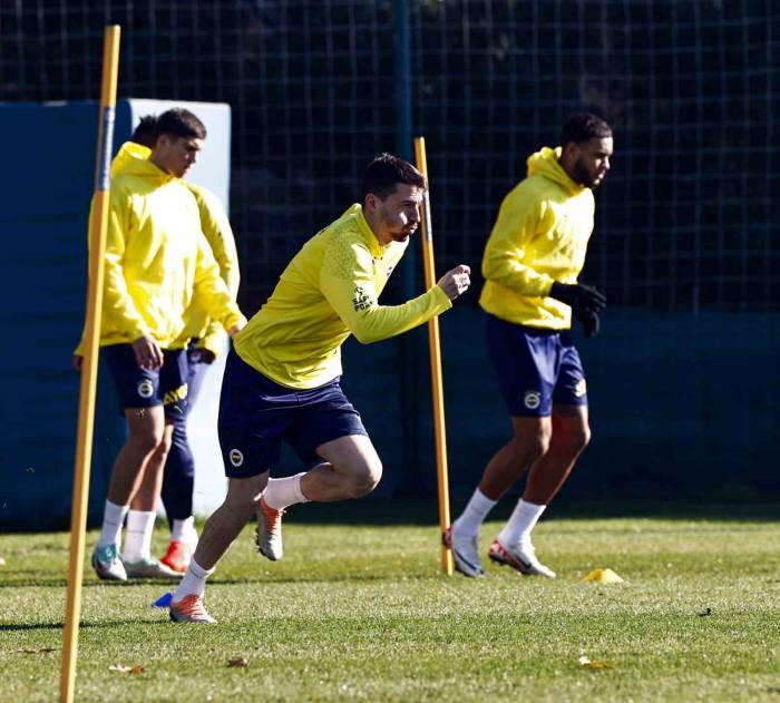 Fenerbahçe, Kayserispor Maçı Hazırlıklarını Sürdürdü