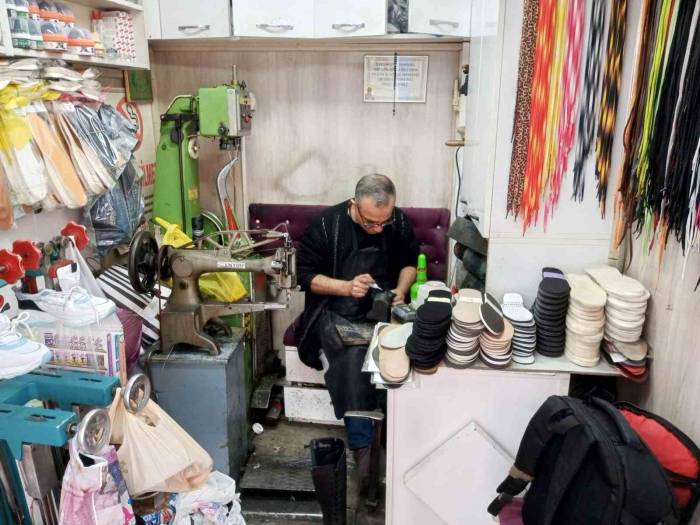 Ayakkabı Tamir Sektöründe İşler Hızlandı