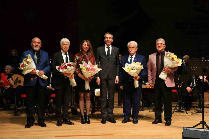 ‘Şiirden Şarkıya Denizli’ Konseri Kendine Hayran Bıraktırdı