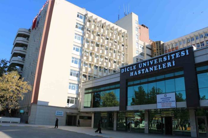 Güneydoğu’nun Sağlık Üssü Olan Dicle Üniversitesi Hastaneleri 2023’te 1 Milyon 200 Bin Hastaya Hizmet Verdi