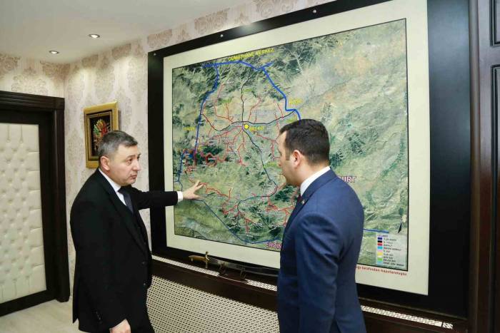 Vali Tanrısever Deprem Bölgesinde İncelemelerde Bulundu