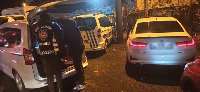 Pendik’te Trafikte Drift Yapan Sürücüye 22 Bin 885 Tl Ceza