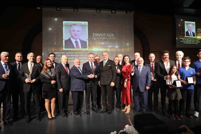 Tssd, İnsanlığın Gerçek Dostlarını Ödüllendirdi