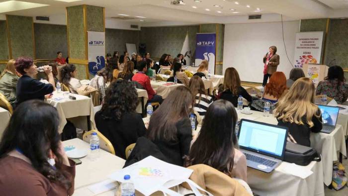 Büyükşehir Belediyesi Depremin Ardından 4 Bin 121 Kadın Ve Kız Çocuğuna Ulaştı