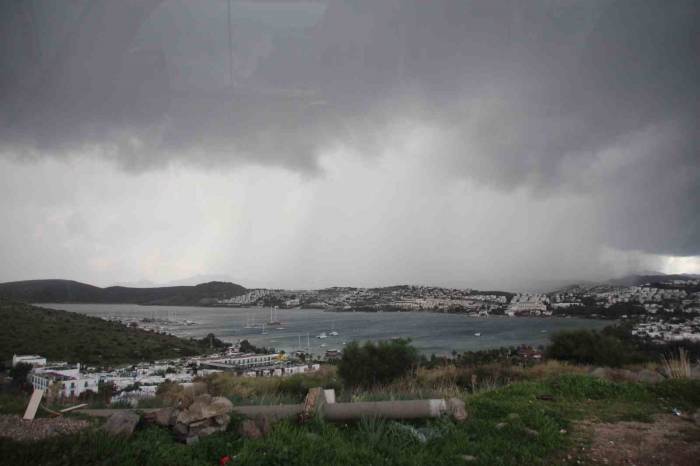 Bodrum İçin Fırtına Ve Yağış Uyarısı