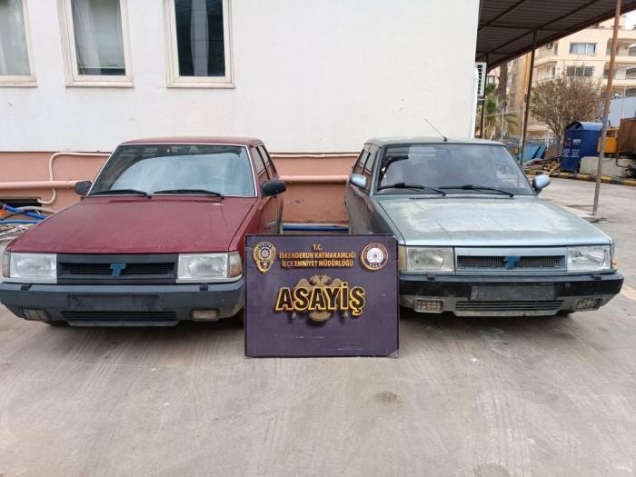 Hatay’da Çalıntı 2 Araç Bulundu, 4 Kişi Tutuklandı