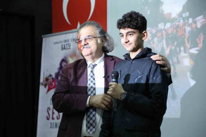 Esenler’de ‘İnsanlık İçin Ses Ver’ Seminerleri Devam Ediyor