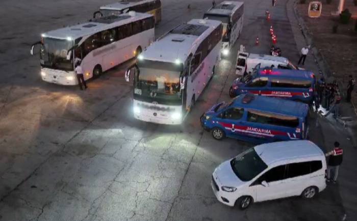 Gaziantep’te 1 Kilo Eroin, 7 Kilo Skunk İle 1 Ton Kaçak Tütün Ele Geçirildi