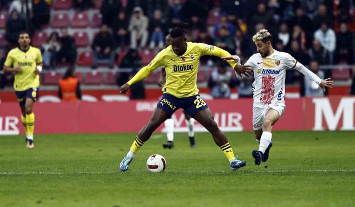 Kayserispor İç Sahada İlk Kez Kaybetti