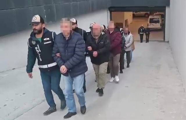 Tapuda Rüşvet Operasyonunda Yakalanan 8 Kişi Adliyeye Sevk Edildi