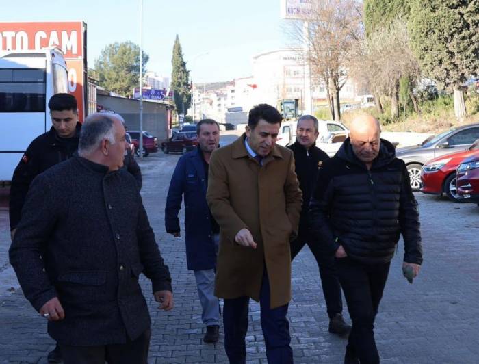 Küçük Sanayi Sitesi Esnafının Derdine Ortak Oldu