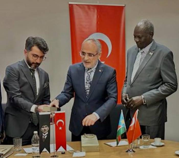 Cumhurbaşkanı Başdanışmanı Topçu Güney Sudan Heyetini Kabul Etti
