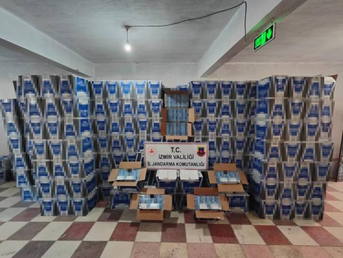 İzmir’de 5 Milyon 320 Bin Boş Makaron Ele Geçirildi