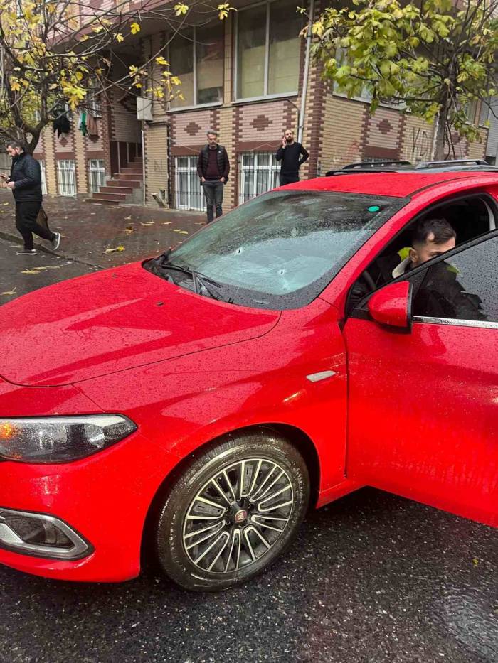Chp Sultangazi Gençlik Kolları Yardımcısına Silahlı Saldırı