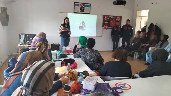 Zonguldak İl Jandarma Komutanlığı’ndan Öğrencilere Eğitim