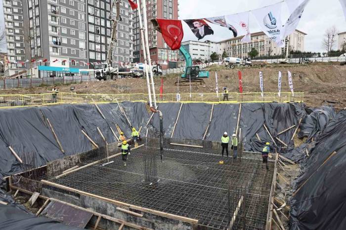 Cumhurbaşkanı Erdoğan’ın Katıldığı Canlı Yayınla Bağcılar’da Asburçaklar Sitesi’nin Temeli Atıldı