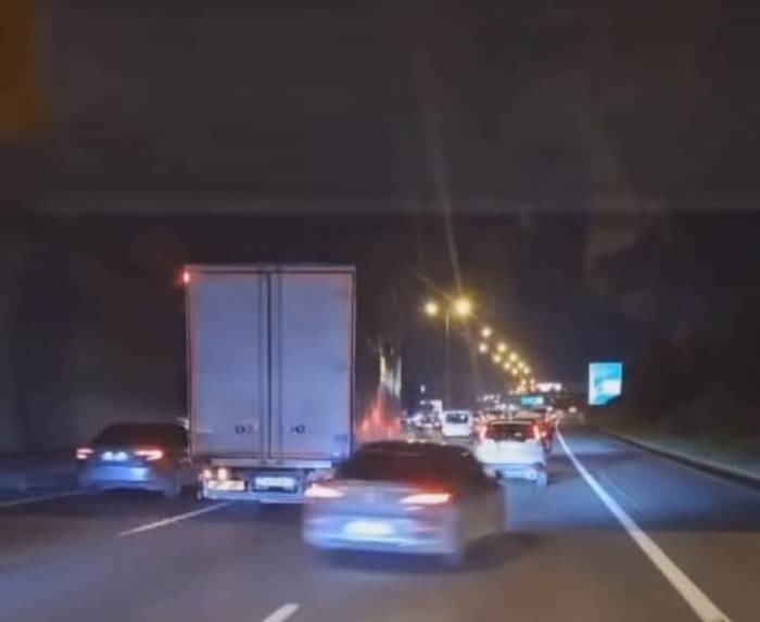 Canını Hiçe Saydı Kilometrelerce Makas Atarak İlerledi