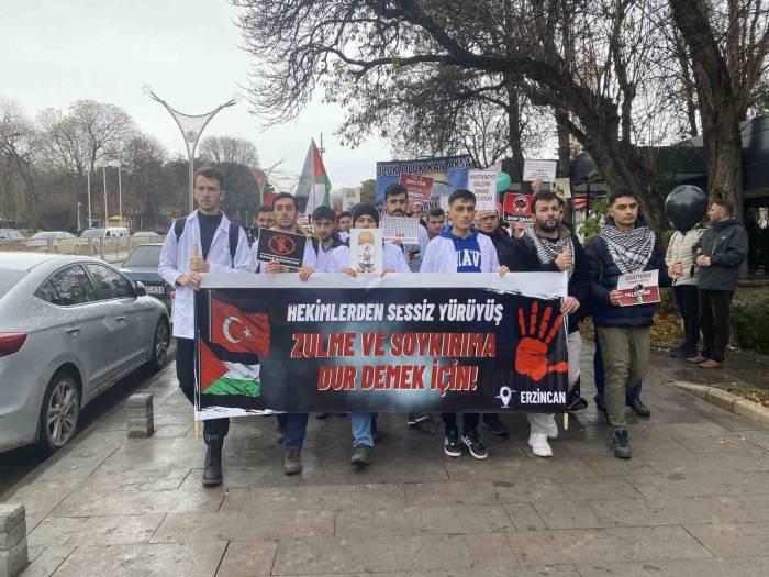 Tıp Fakültesi Öğrencileri Ve Sağlık Çalışanlarından ’sessiz Yürüyüş’