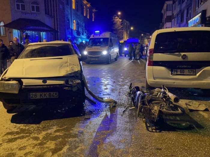 15 Yaşındaki Yiğit, 20 Gün Süren Yaşam Mücadelesini Kaybetti