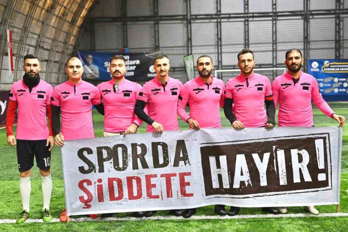 Gaziosmanpaşa Belediyesi, Yeşil Sahalarda Dostluğa Dikkat Çekti