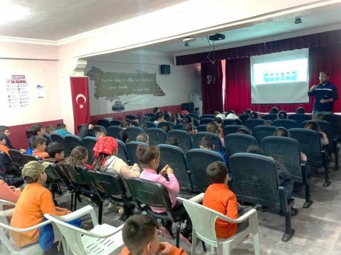 İklim Değişikliği Kuraklık Ve Su Kısıtlığı Eğitimleri Verildi