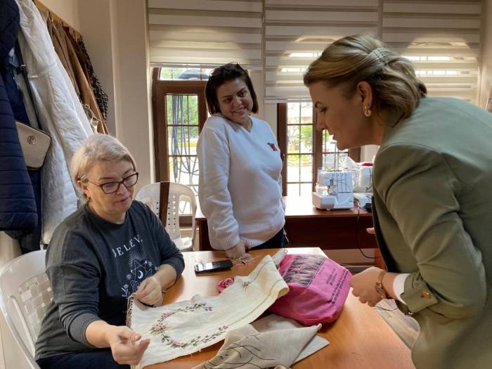 Başkan Hürriyet, Üreten Kadınlarla Bir Araya Geldi