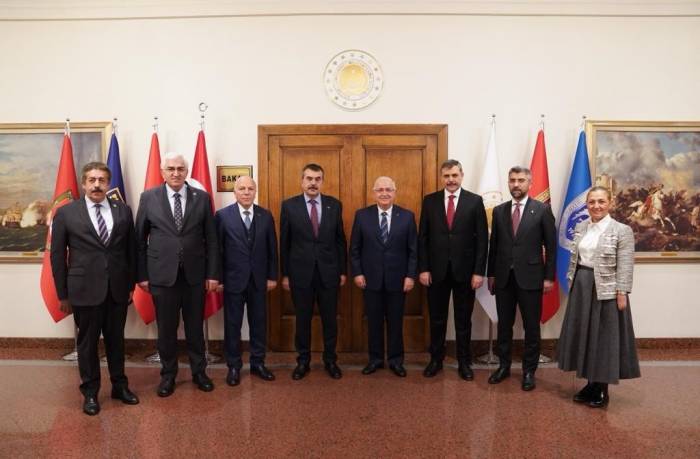 Ankara’da İki Erzurum Zirvesi