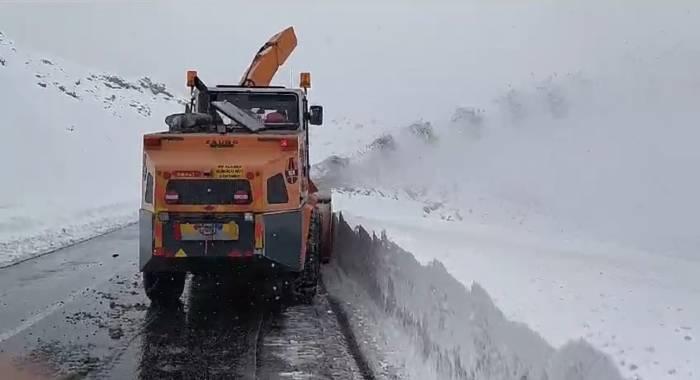 Yüksekova-şemdinli Kara Yolu Ulaşıma Açıldı