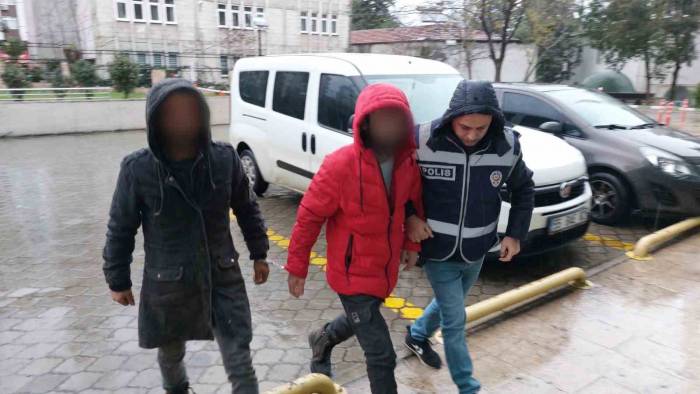 İnşaattan Hırsızlığa 3 Gözaltı