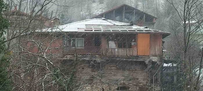 Bartın’da Yağmur Ve Fırtınadan Sonra Kar Yağışı Başladı