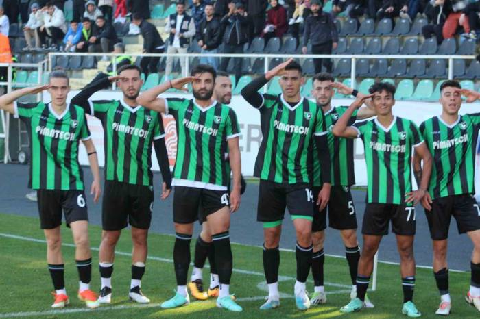 Tff 2. Lig: Denizlispor: 2 - Derincespor: 1