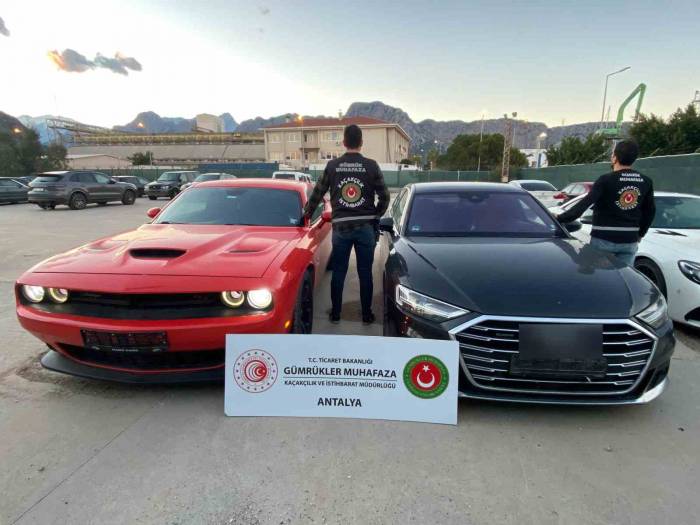 Gümrük Muhafaza Ekipleri 187 Milyon Liralık Kaçak Lüks Araçlara El Koydu