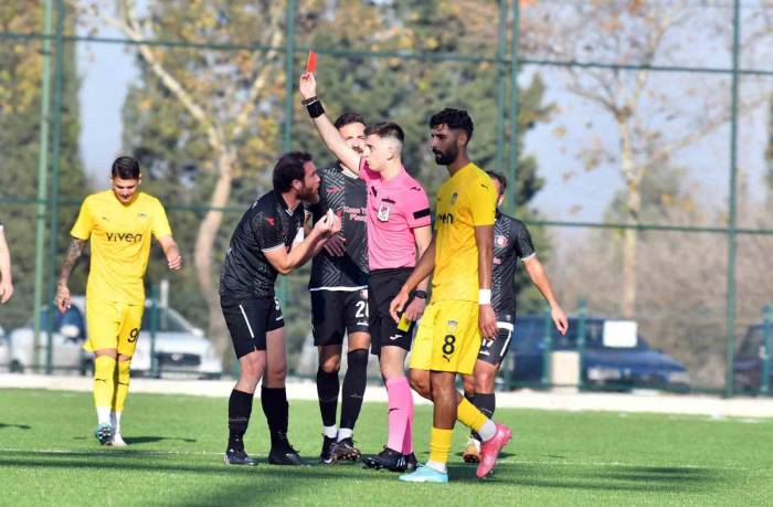 Bal’da Manisa Rüzgarı