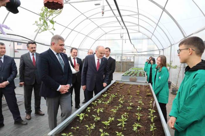 Başkan Özlü, Tarıma Desteği Sürdürüyor