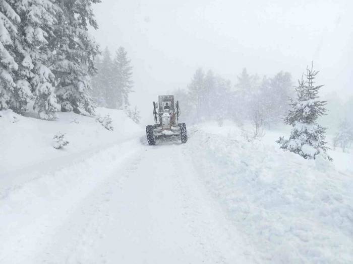 Kastamonu’da Yolu Kapalı Köy Sayısı 301’e Düştü