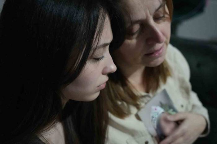 Biri Eşi, Diğeri Kızıyla Yüzleşti: Hayrete Düşüren Sözler