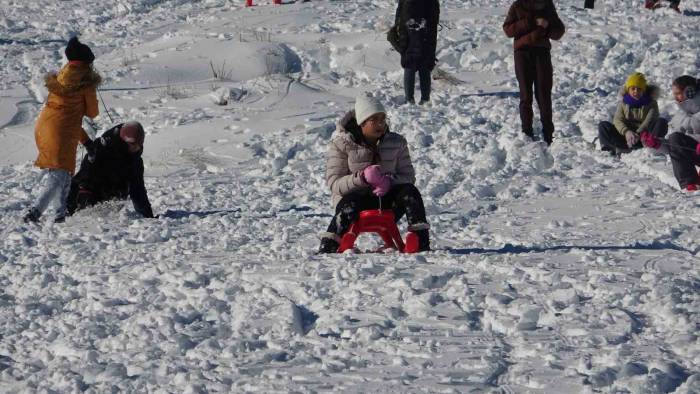 Uludağ’da Günlük Kayak Maliyeti 5 Bin Lira