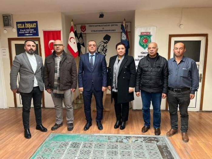 Ak Parti İl Başkanı Ünsal, Şehit Derneklerini Ziyaret Etti