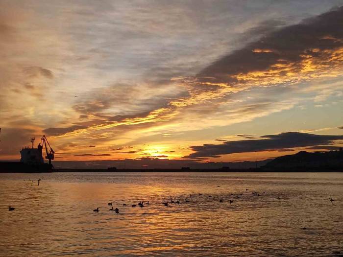 Samsun’da Gün Doğarken