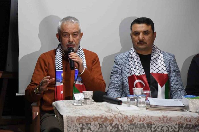 Başkan Başdeğirmen: "Her Düştüğümüzde Bir Avuç Toprakla Kalkıyoruz"